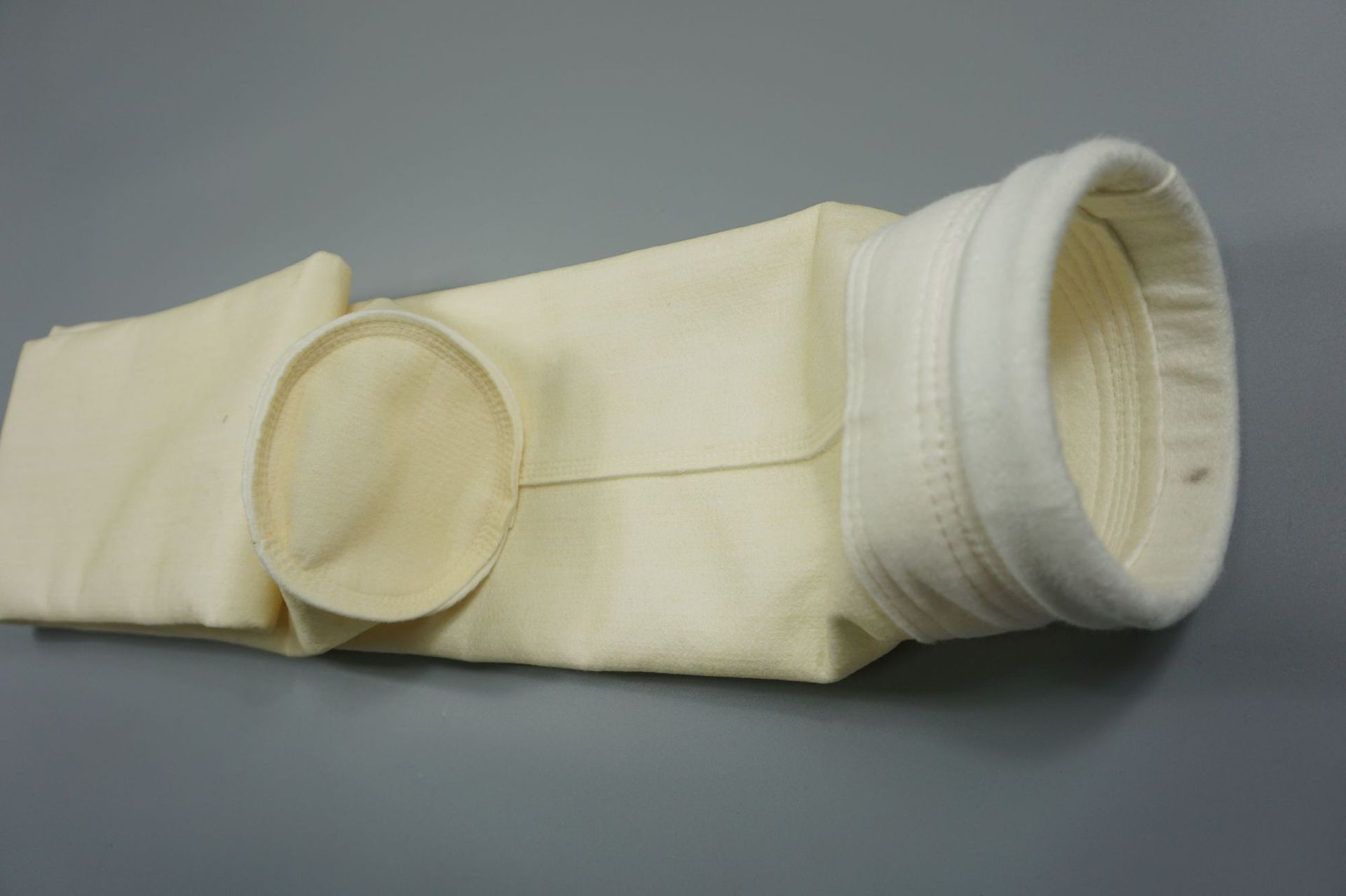 水泥廠如何選擇除塵布袋？